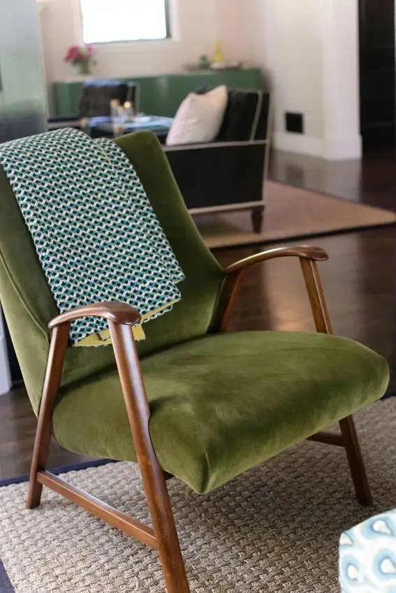 Abby Wolf-Weiss Interiors Living Room Bold Color Detail Green Velvet2